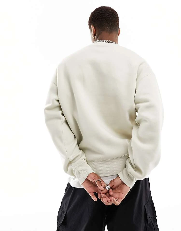 Cotton:On Cotton On Basquiat Art Print Relaxed Sweatshirt In Ecru For Men 6 Cotton:On Cotton On Basquiat Art Print Relaxed Sweatshirt In Ecru For Men - Image 4