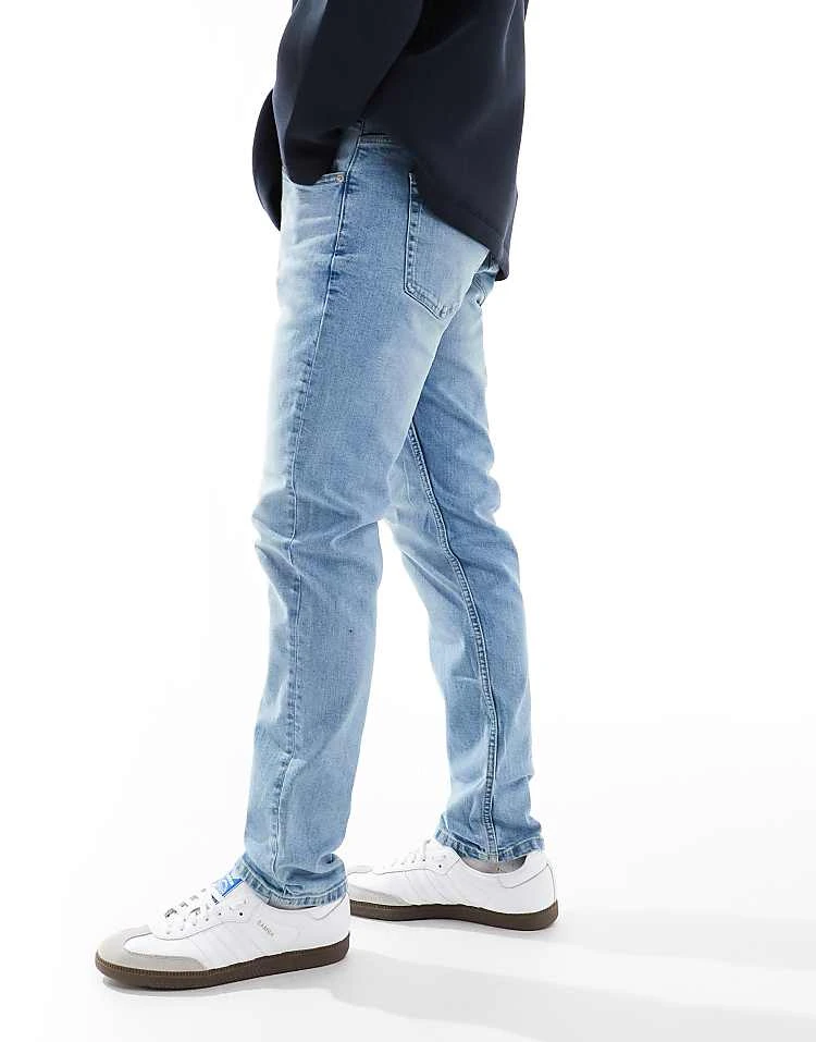 Cotton:On Cotton On Regular Slim Fit Jeans In American Blue Denim For Men 6 Cotton:On Cotton On Regular Slim Fit Jeans In American Blue Denim For Men - Image 4