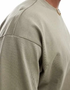 Cotton:On Box Fit Scooped Hem T-shirt In Green For Men 9 Cotton:On Box Fit Scooped Hem T-shirt In Green For Men -Cotton:On Sales Store 206986112 3