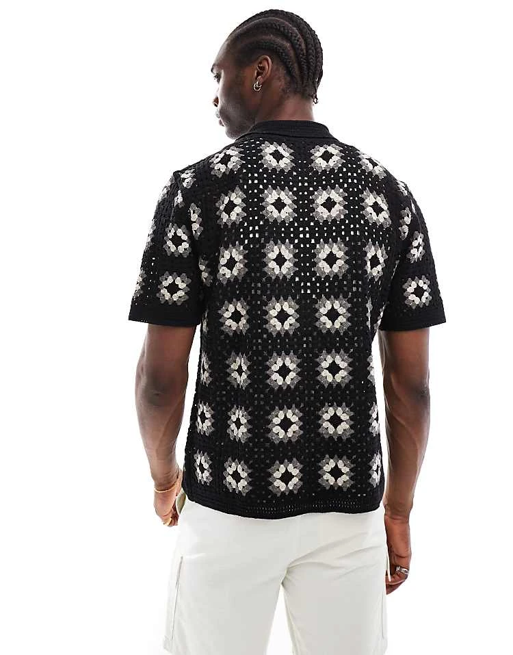 Cotton:On Havana Short Sleeve Shirt In Black For Men 5 Cotton:On Havana Short Sleeve Shirt In Black For Men - Image 3