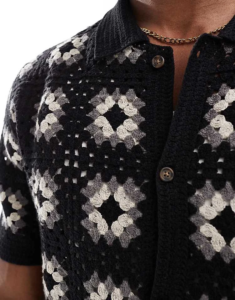 Cotton:On Havana Short Sleeve Shirt In Black For Men 6 Cotton:On Havana Short Sleeve Shirt In Black For Men - Image 4