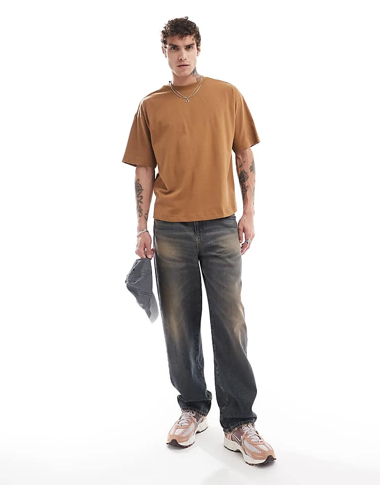 Cotton:On Box Fit Scooped Hem T-shirt In Brown For Men 4 Cotton:On Box Fit Scooped Hem T-shirt In Brown For Men - Image 2