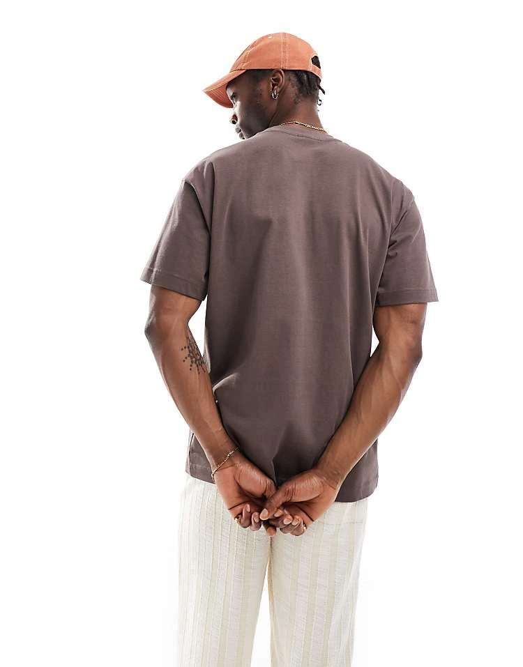 Cotton:On Box Fit Plain T-shirt In Brown For Men 5 Cotton:On Box Fit Plain T-shirt In Brown For Men - Image 3