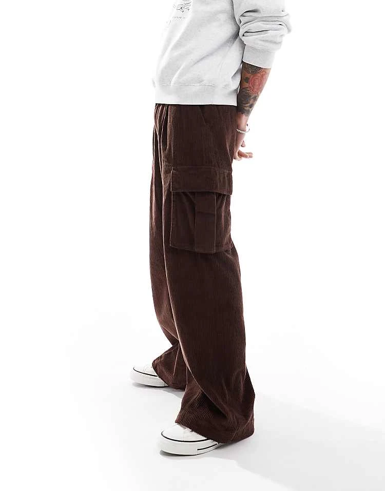 Cotton:On Baggy Pleat Cargo Pant In Brown For Men 7 Cotton:On Baggy Pleat Cargo Pant In Brown For Men - Image 5