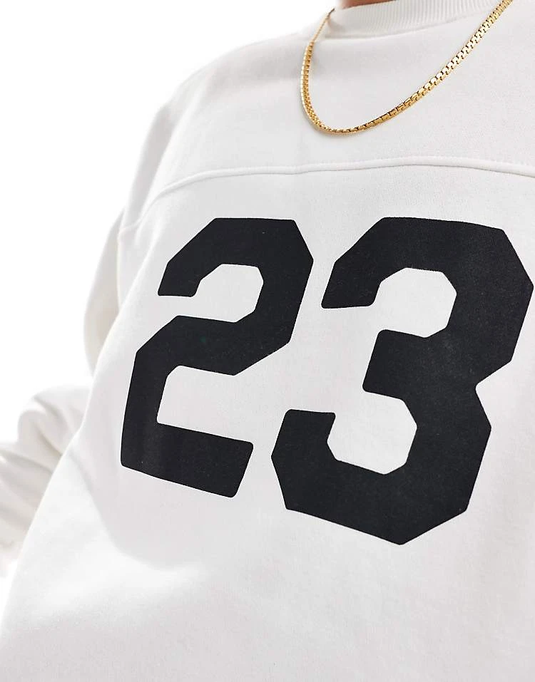 Cotton:On Cotton On Boxy Fit Graphic Crew Sweatshirt With 23 For Men Vintage White 6 Cotton:On Cotton On Boxy Fit Graphic Crew Sweatshirt With 23 For Men Vintage White - Image 4