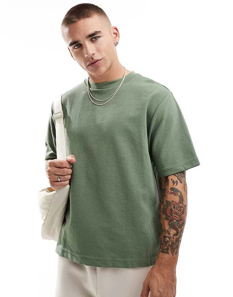 Cotton:On Cropped T-shirt In Sage Texture For Men 6 Cotton:On Cropped T-shirt In Sage Texture For Men - Image 4