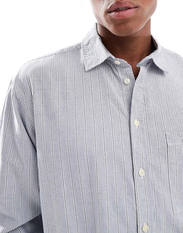 Cotton:On Cropped Oxford Long Sleeve Shirt In Blue For Men 5 Cotton:On Cropped Oxford Long Sleeve Shirt In Blue For Men - Image 3