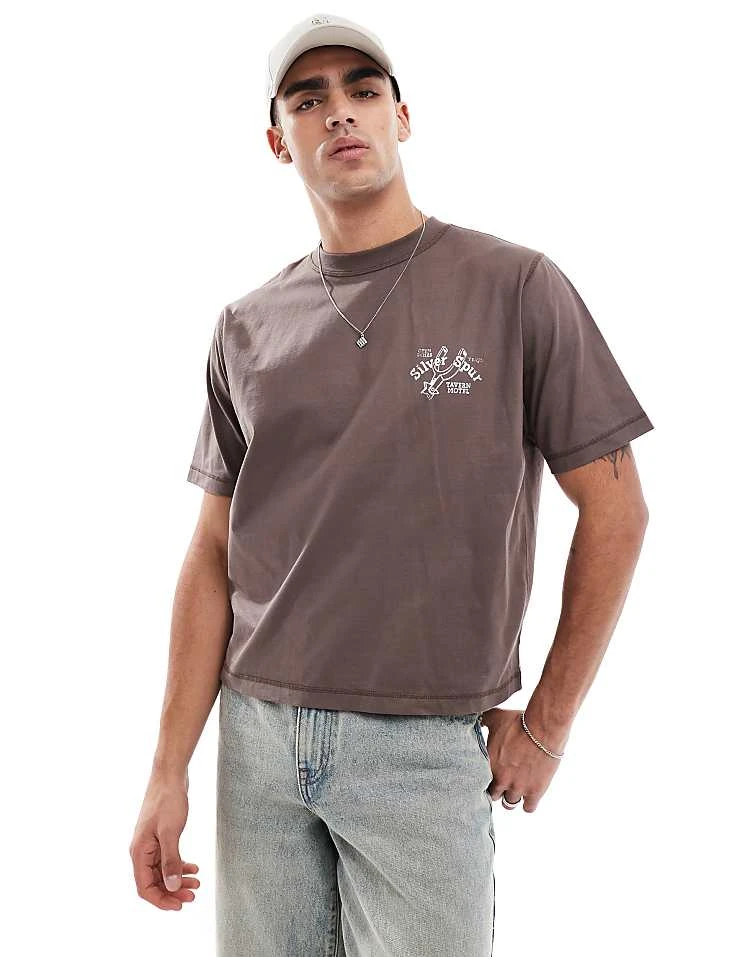 Cotton:On Cotton On Cropped Fit T-shirt With Silver Spurt Graphic In Chocolate For Men Multi 4 Cotton:On Cotton On Cropped Fit T-shirt With Silver Spurt Graphic In Chocolate For Men Multi - Image 2